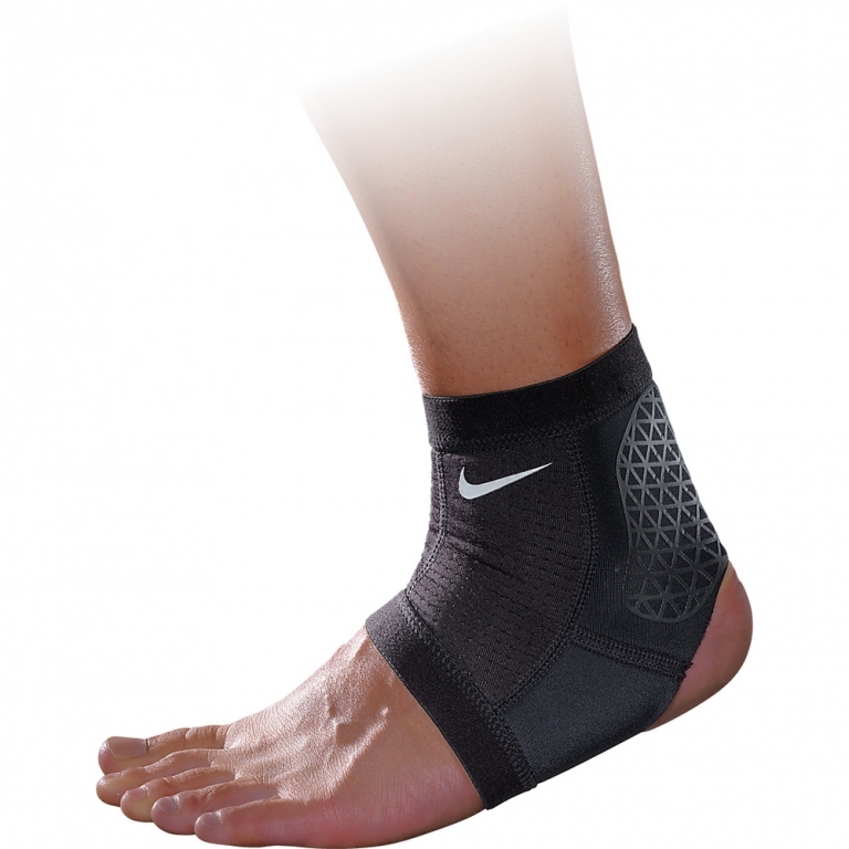 Nike Бандаж Pro Combat Ankle Sleeve