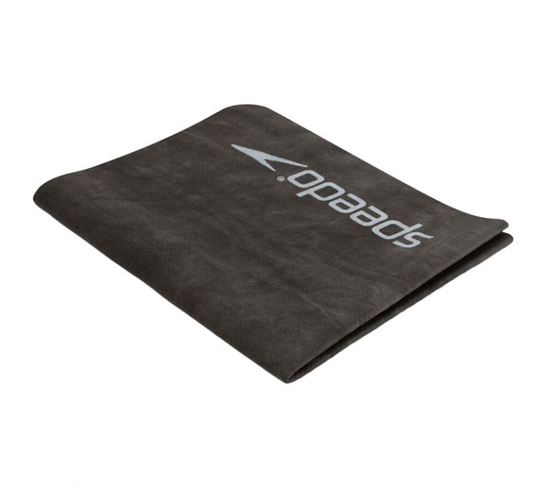 Speedo sports towel 2025