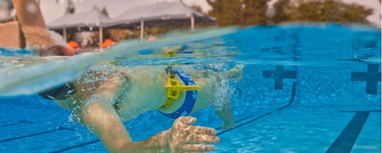 Finis Hydro Hip