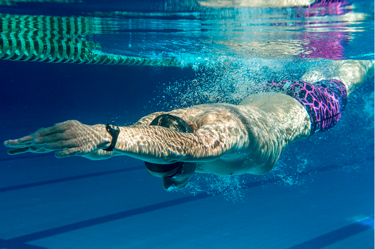 Swimovate poolmate plus best sale