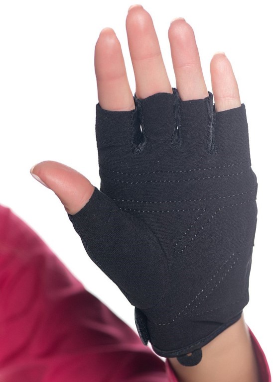 -Nike Vent Tech Training Gloves