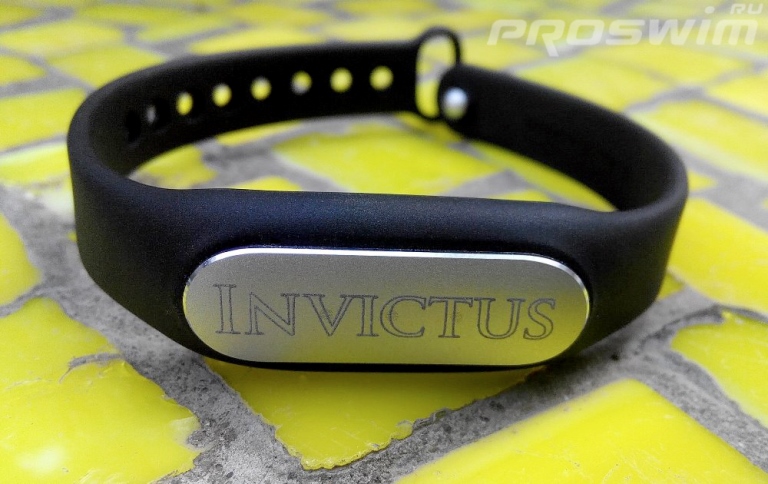 -Xiaomi Фитнес-браслет Mi Band с гравировкой "Invictus" ("Непобедимый")