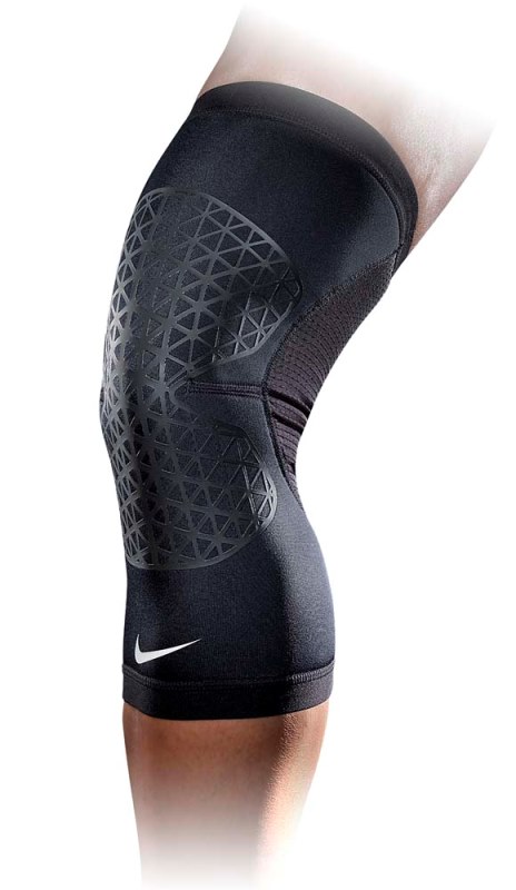 Nike Бандаж для колена Pro Combat Knee Sleeve 